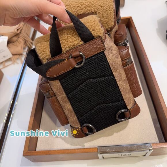 NWT Coach Sprint Sling PackIn Signature Canvas CDB70 Gunmetal - Picture 3 of 8